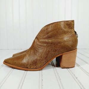 NEW Kaanas Brown Distressed Leather Pointy Toe Block Heel Zip Ankle Boots C1001